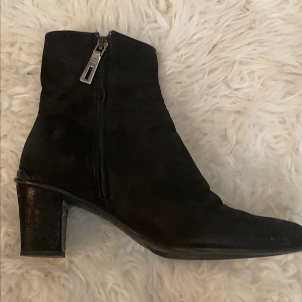 Prada booties size 5.5 or 35 1/2 - Picture 2 of 8
